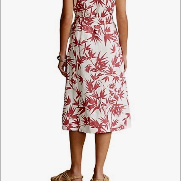Polo Ralph Lauren
Floral Belted Wrap Dress magpie Floral size 2  NWT - Picture 10 of 12